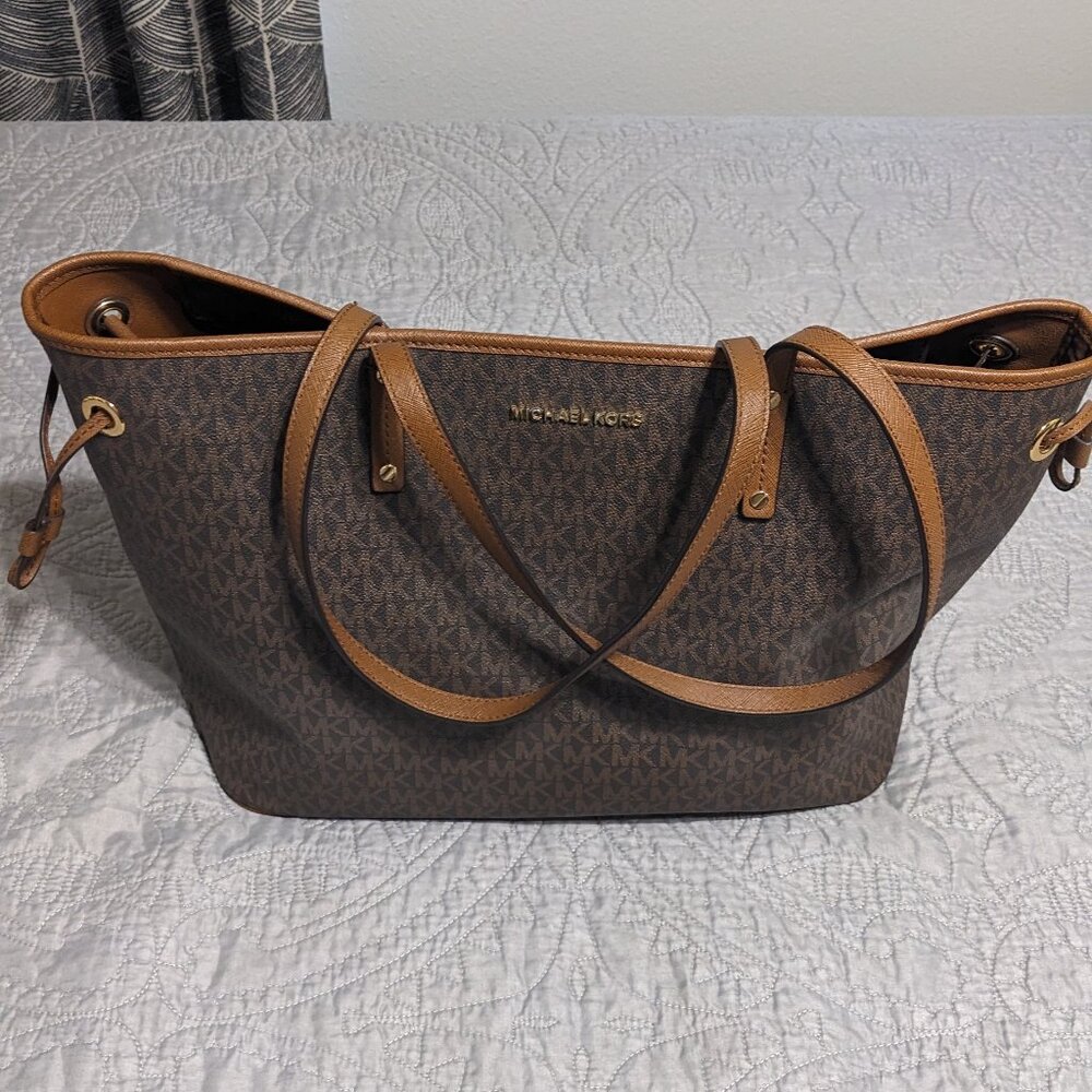 Michael Kors Logo Tote Bag (Brown)